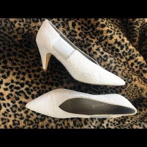 NWT Free People Florence White Glitter Pump sz 7